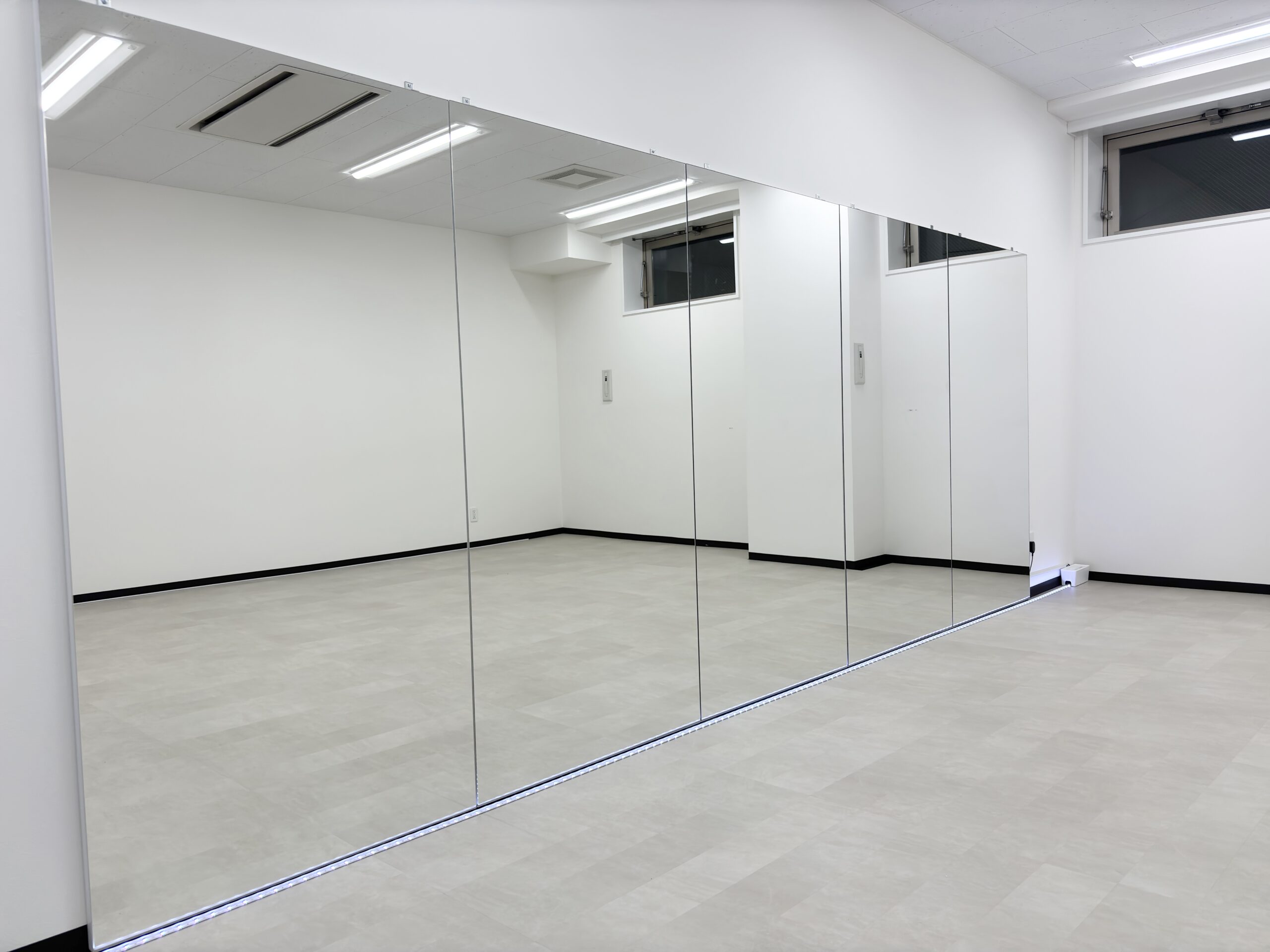スタジオ全体の様子
